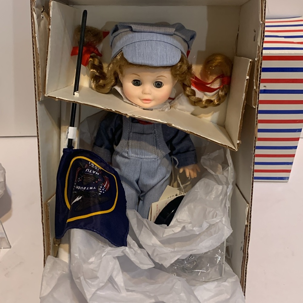 UTAH Royal House of dolls Growing up in the U.S.A.